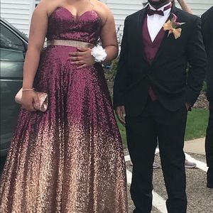 Size 16 Ombré Burgundy to Rose Gold